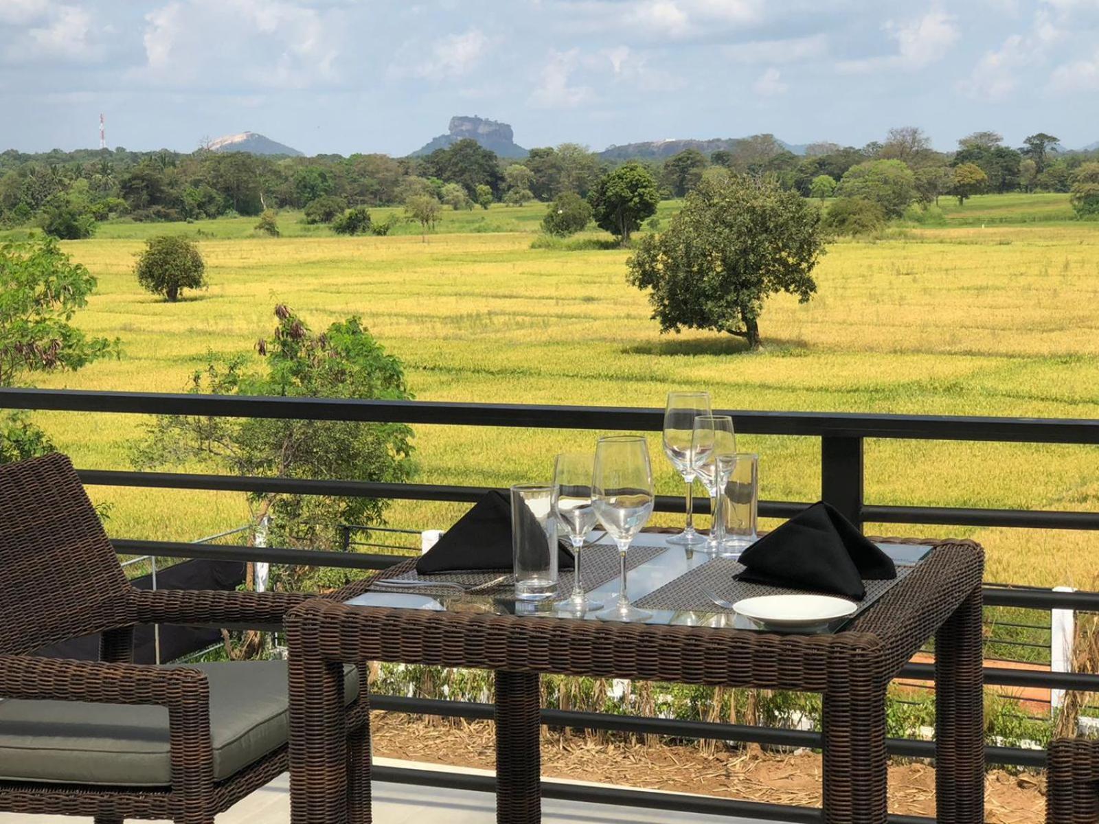 Atteriya Sigiriya Hotel Buitenkant foto